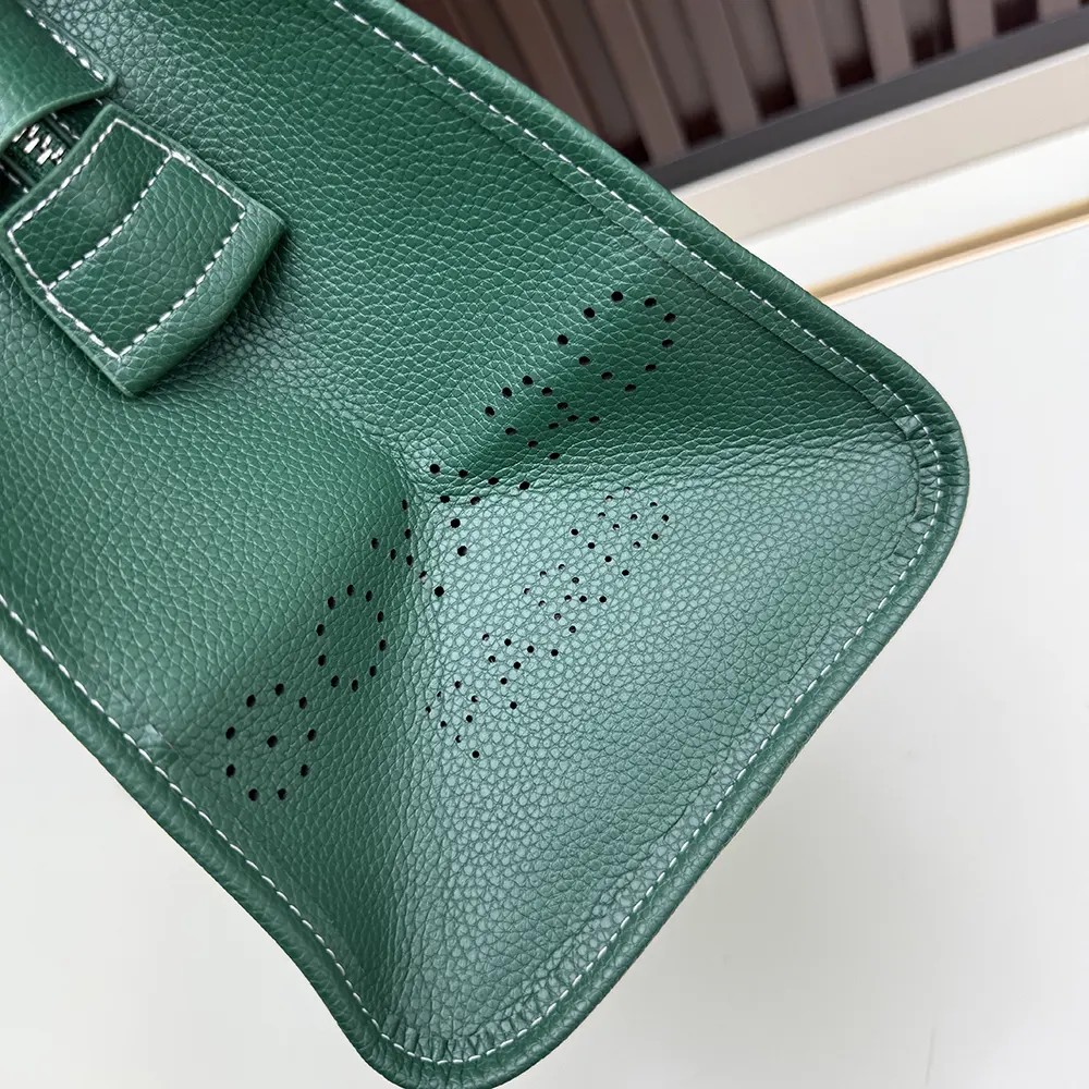 Goyard Unisex Hardy Pm Bag-Green HARDY2PMLTY09CG09P