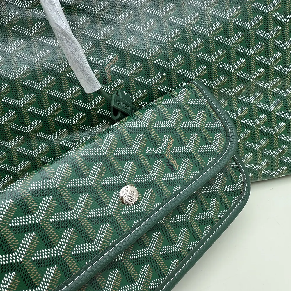 Goyard Unisex Hardy Pm Bag-Green HARDY2PMLTY09CG09P