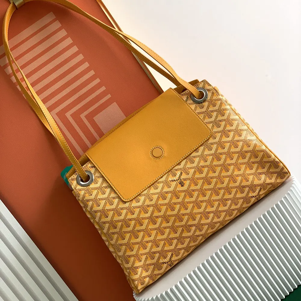 Goyard Unisex Rouette Souple Bag-Yellow ROUETTPMLTY08CL08P
