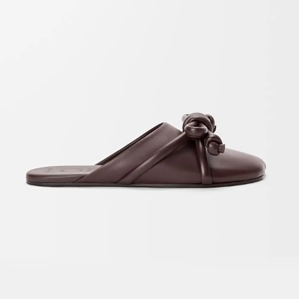 Loewe Women Flamenco Knot Mule in Lambskin-Dark Chestnut L815379X98