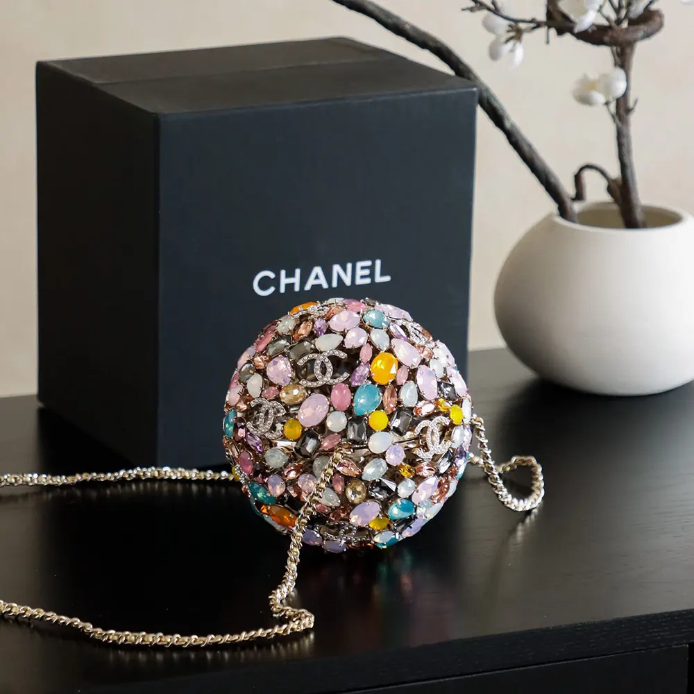 Chanel Women Sphere Minaudiere Strass Imitation Pearls & Gold-Tone Metal