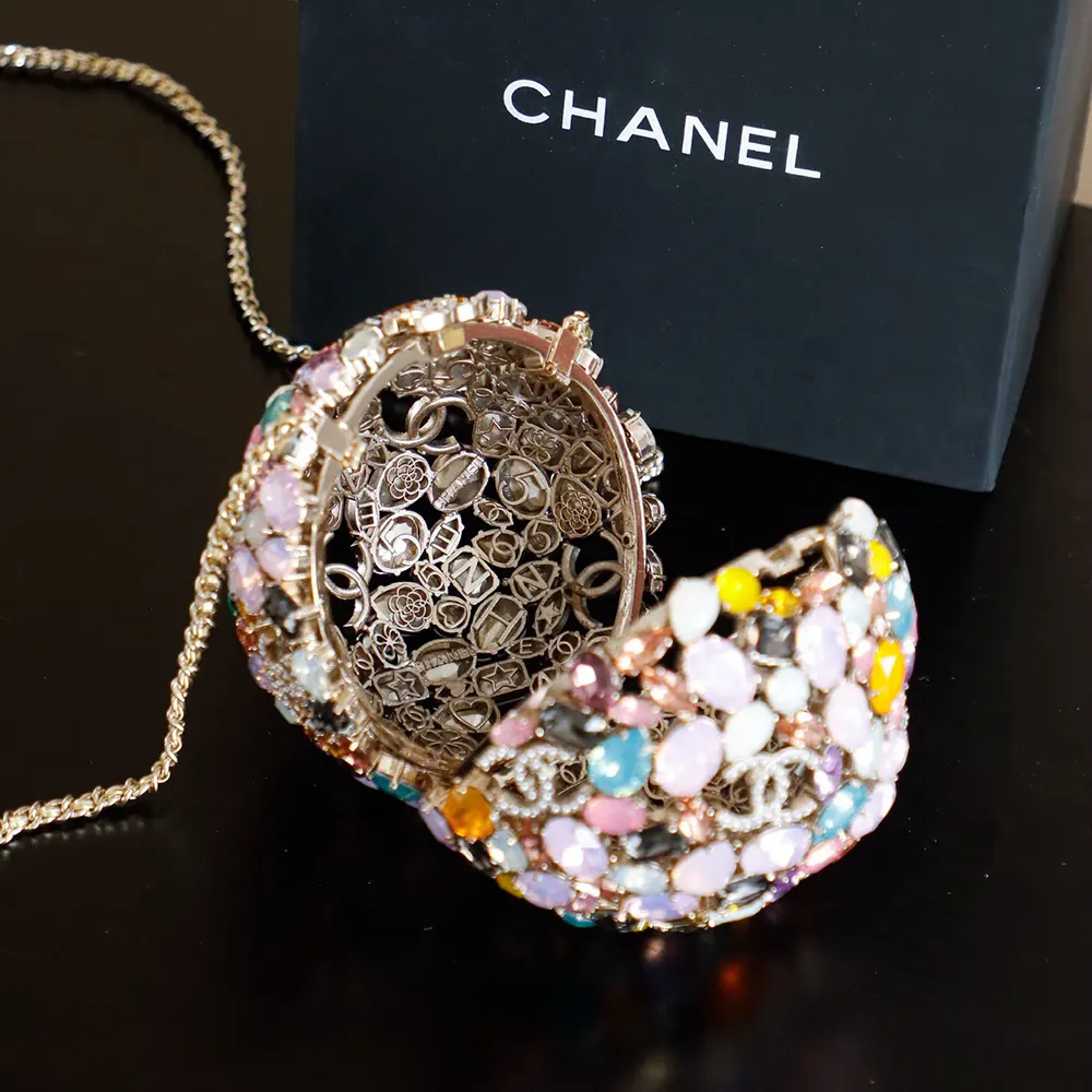 Chanel Women Sphere Minaudiere Strass Imitation Pearls & Gold-Tone Metal