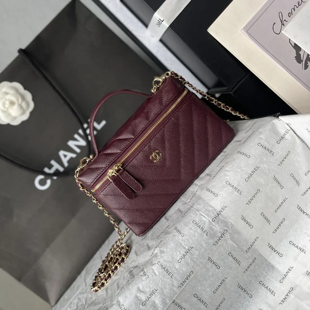 Chanel Women Vanity With Chain Grained Shiny Calfskin & Gold-Tone Metal