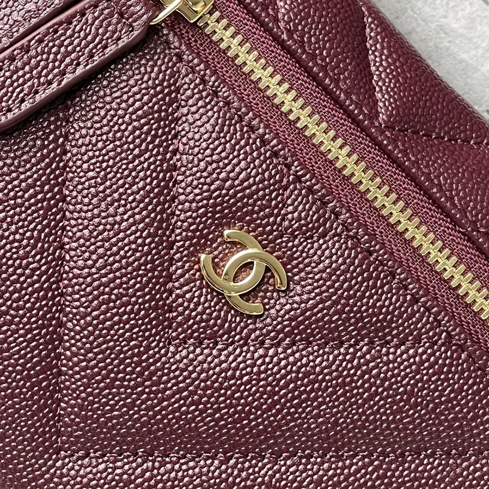 Chanel Women Vanity With Chain Grained Shiny Calfskin & Gold-Tone Metal