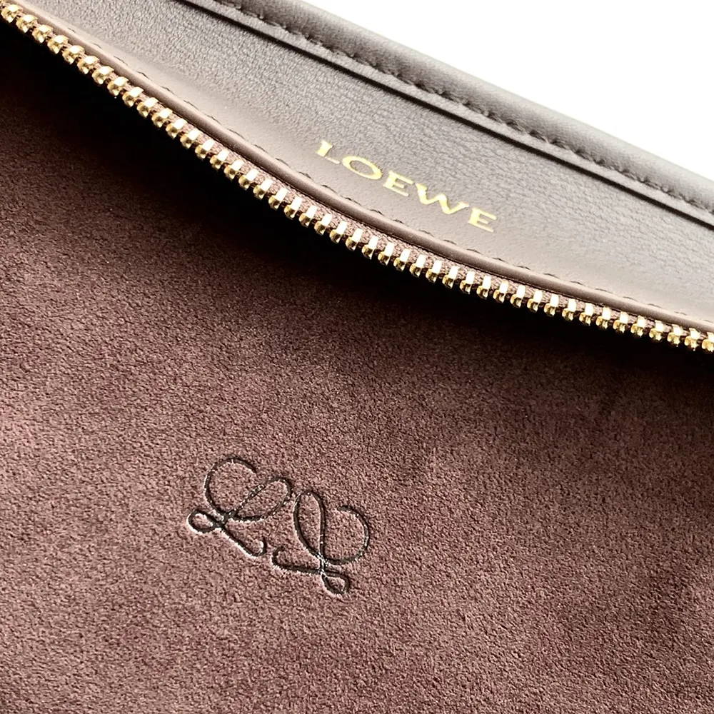 Loewe Women Medium Amazona 180 Bag in Soft Calfskin A03918MX01 - Image 36