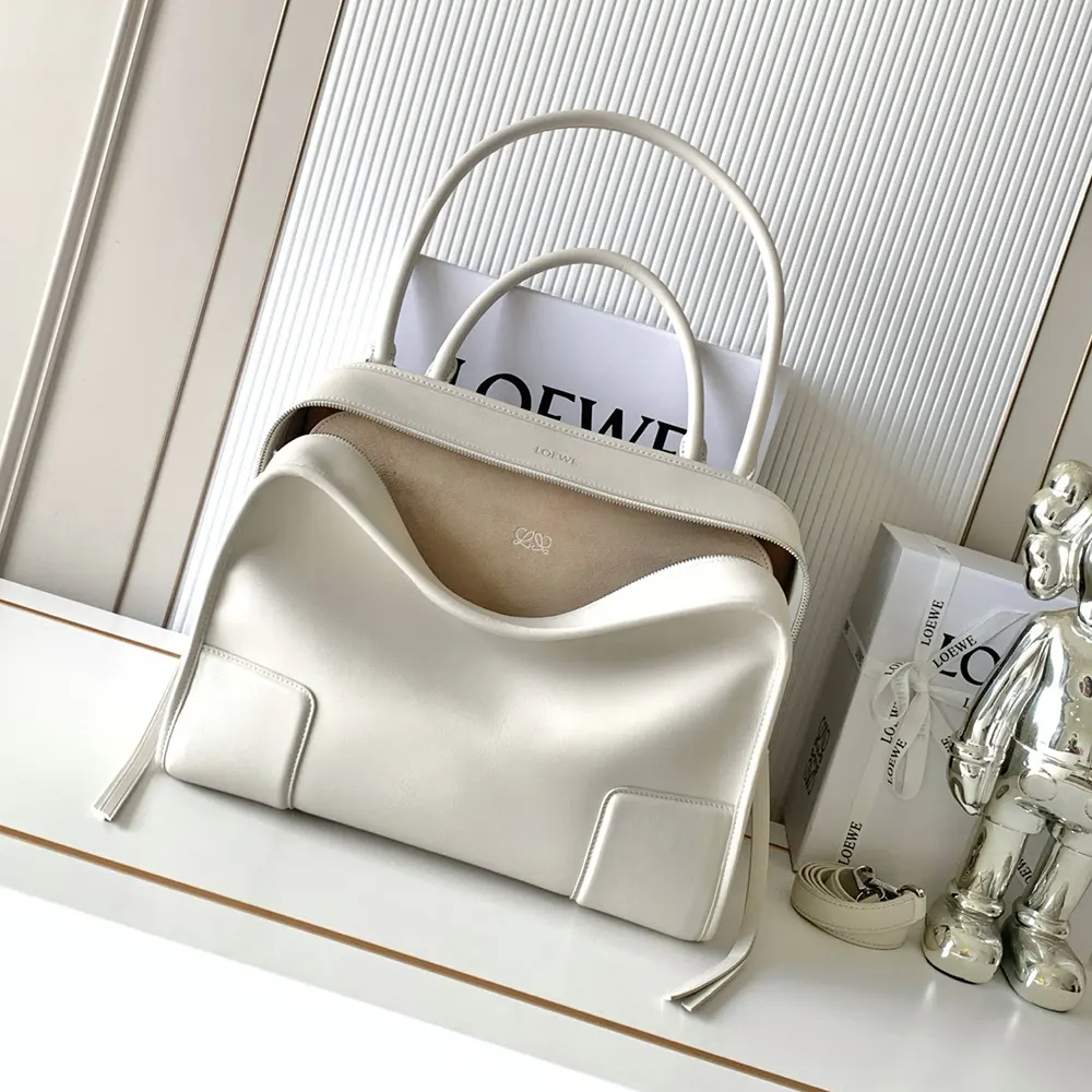 Loewe Women Medium Amazona 180 Bag in Soft Calfskin A03918MX01 - Image 22