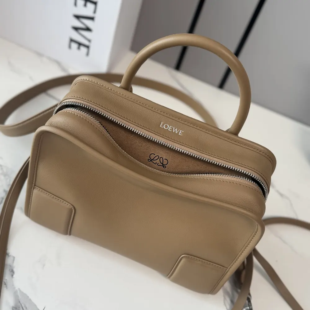 Loewe Women Medium Amazona 180 Bag in Soft Calfskin A03918MX01 - Image 14
