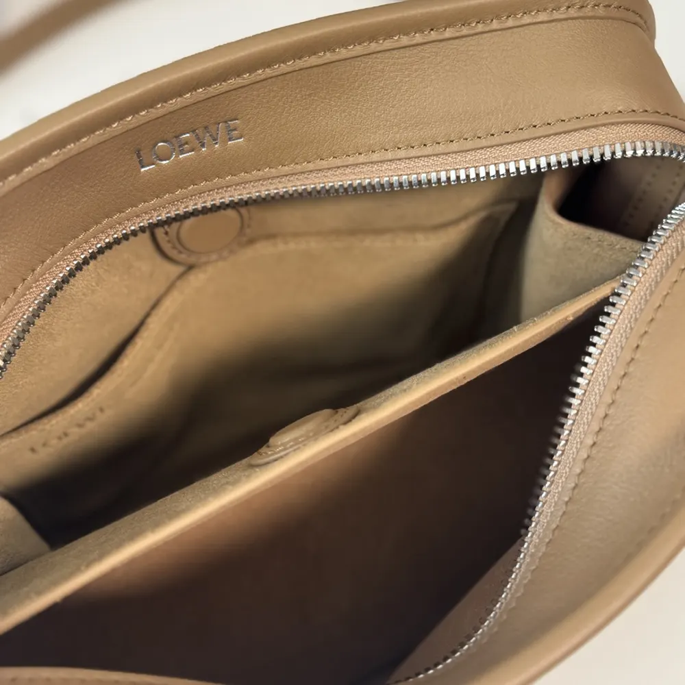 Loewe Women Medium Amazona 180 Bag in Soft Calfskin A03918MX01 - Image 18