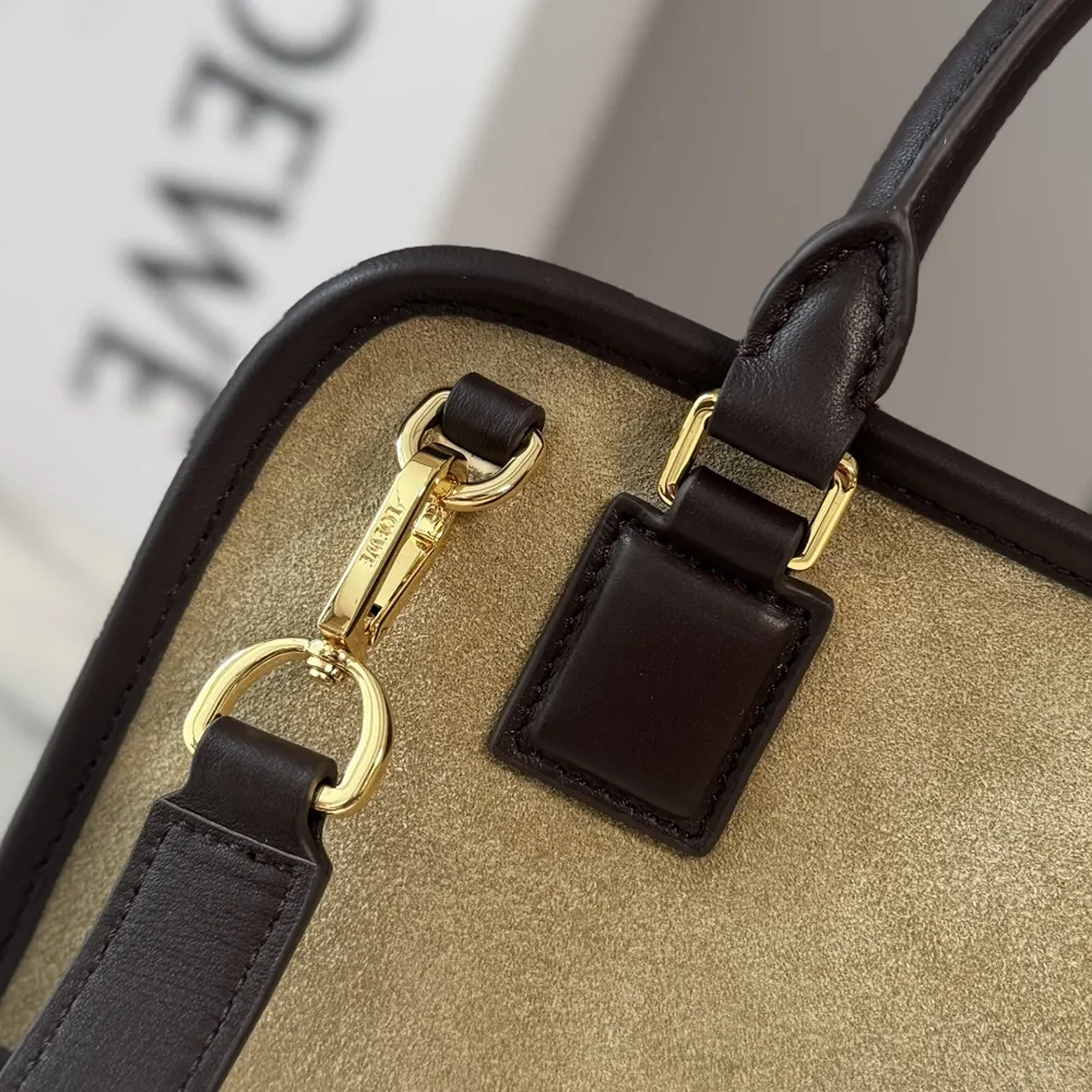 Loewe Women Small Amazona 180 Bag in Suede-Oro