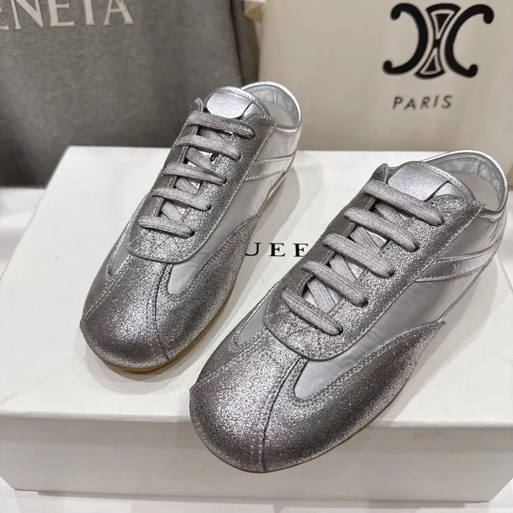 Alexander Mcqueen Unisex Boxe Sneaker in Silver 868496WI