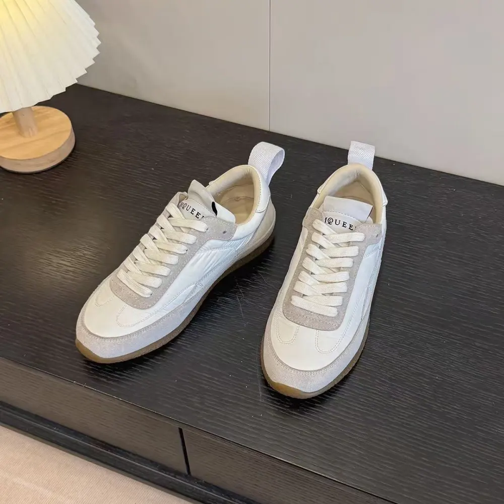 Alexander Mcqueen Unisex EC1 Sneaker in White 854015WIAJN9013