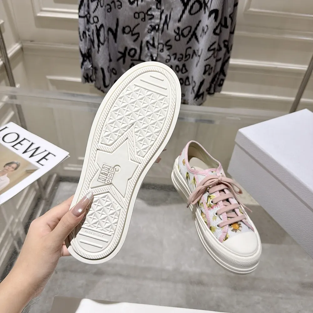 Dior Women Walk’n’Dior Platform Sneaker White Cotton Embroidered with Multicolor Daisy Garden Motif
