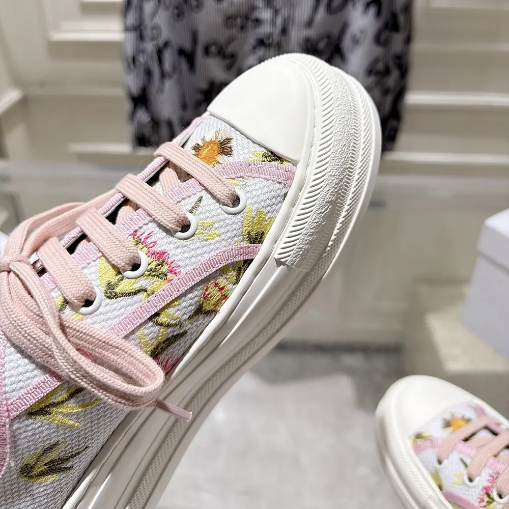 Dior Women Walk’n’Dior Platform Sneaker White Cotton Embroidered with Multicolor Daisy Garden Motif
