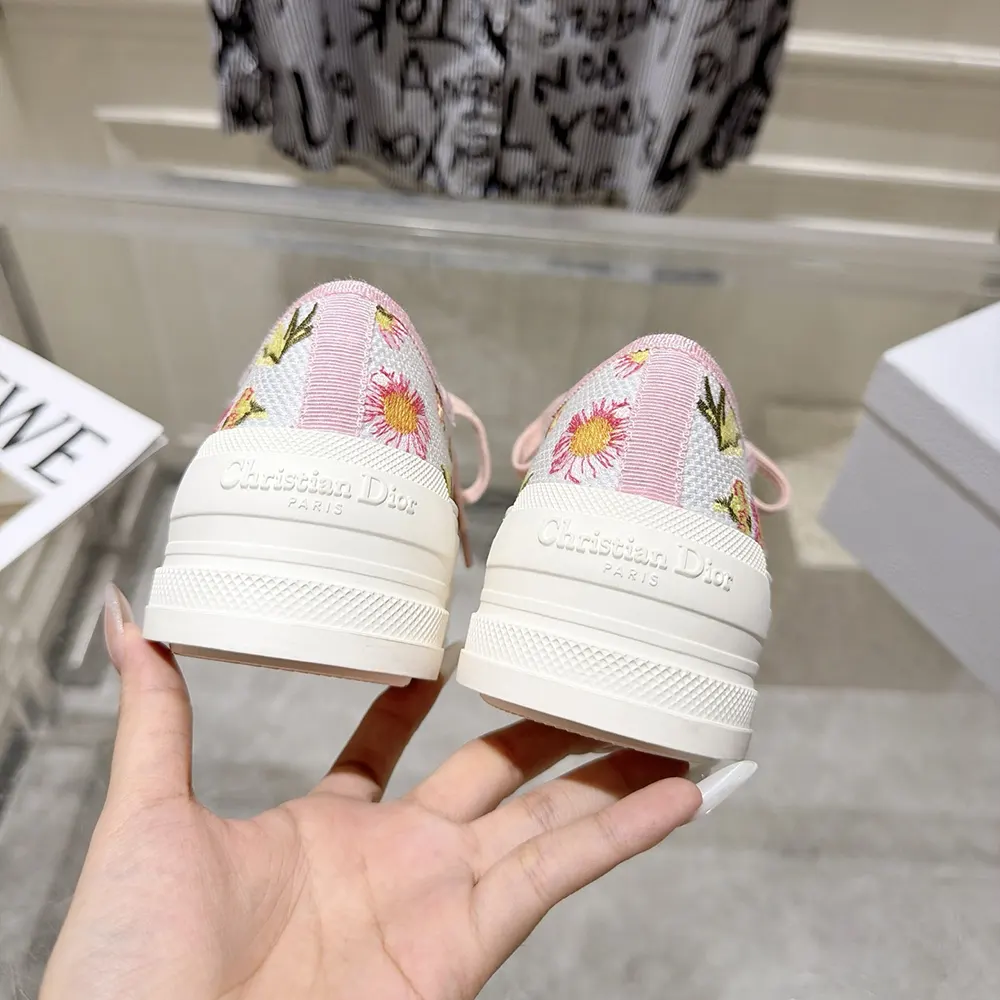 Dior Women Walk’n’Dior Platform Sneaker White Cotton Embroidered with Multicolor Daisy Garden Motif