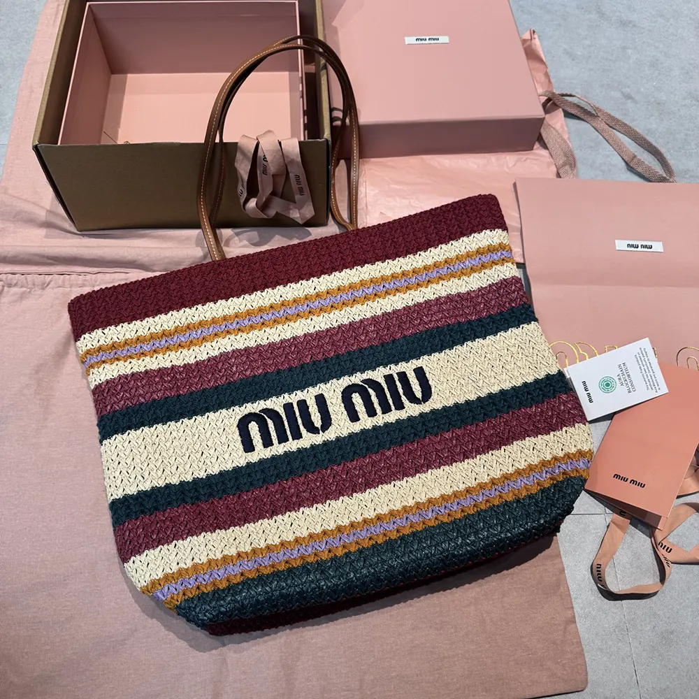 Miu Miu Women Raffia-effect Woven Tote Bag-Bordeaux 5BG228
