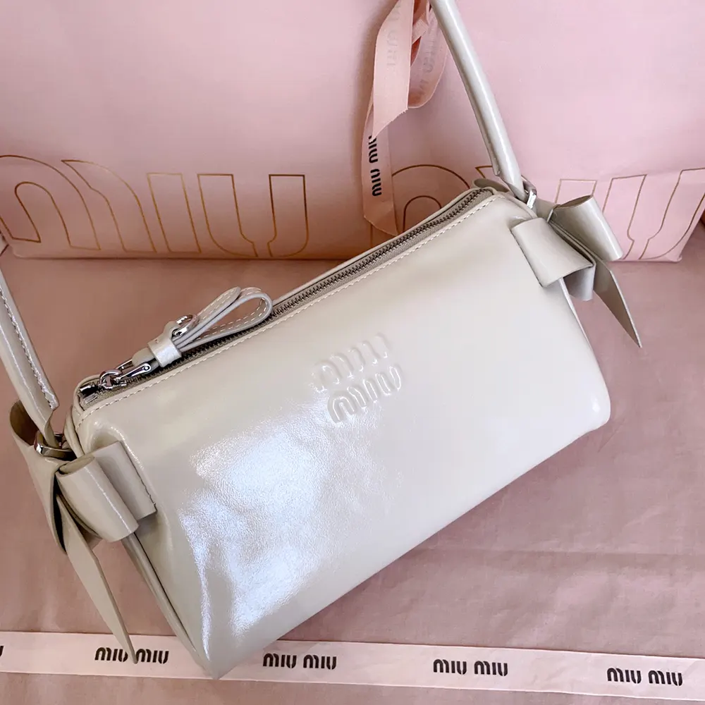Miu Miu Women Shiny Leather Pouch-Pink 5NE0292A44F0485
