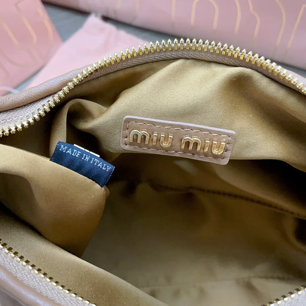 Miu Miu Women Wander Matelassé Nappa Leather Hobo Bag-Caramel 5BC153AN88