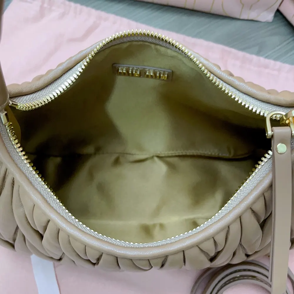 Miu Miu Women Wander Matelassé Nappa Leather Hobo Bag-Caramel 5BC153AN88