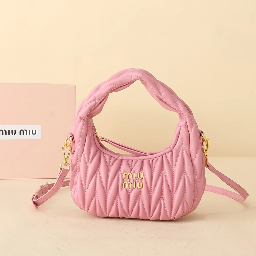 Miu Miu Women Wander Matelassé Nappa Leather Hobo Bag-Pink 5BC125