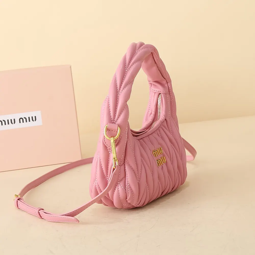 Miu Miu Women Wander Matelassé Nappa Leather Hobo Bag-Pink 5BC125