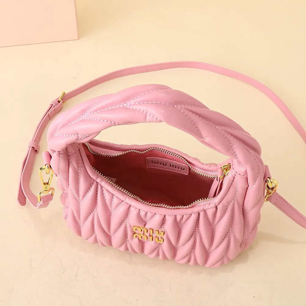 Miu Miu Women Wander Matelassé Nappa Leather Hobo Bag-Pink 5BC125