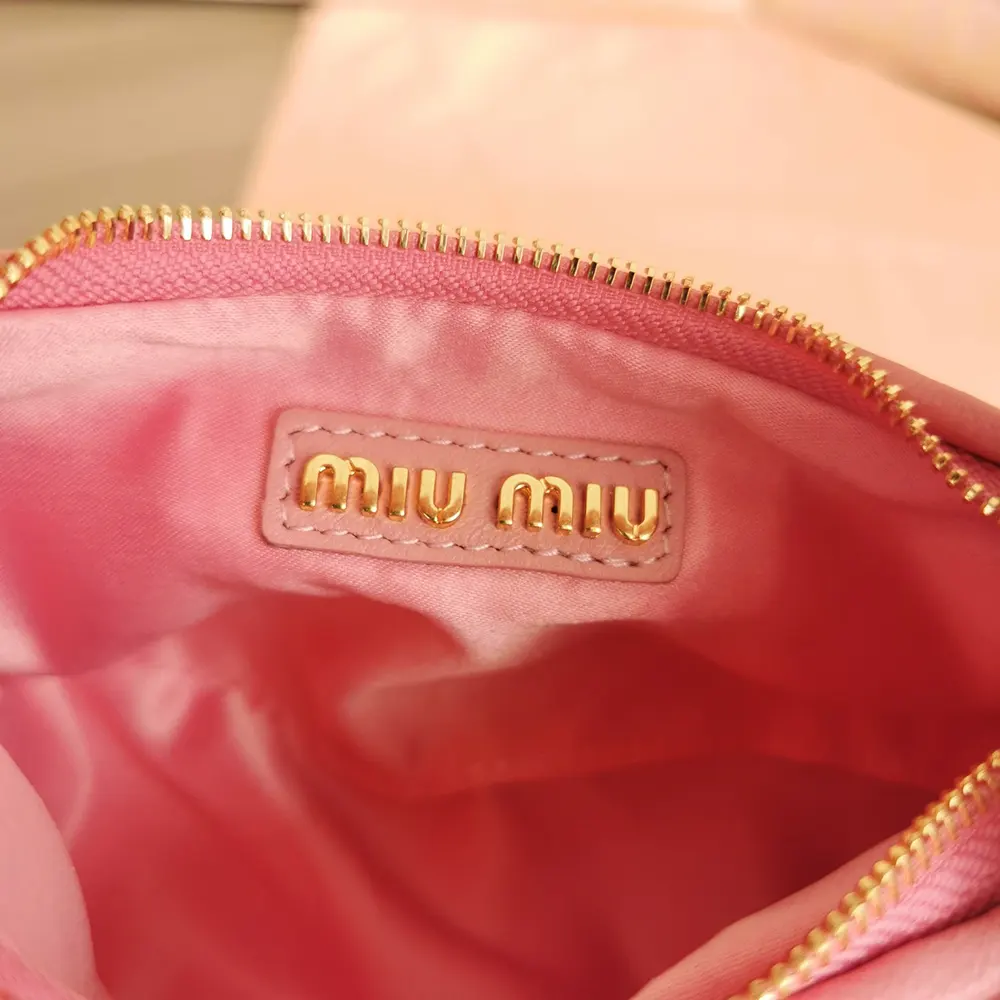 Miu Miu Women Wander Matelassé Nappa Leather Hobo Mini-Bag-Pink 5BP078