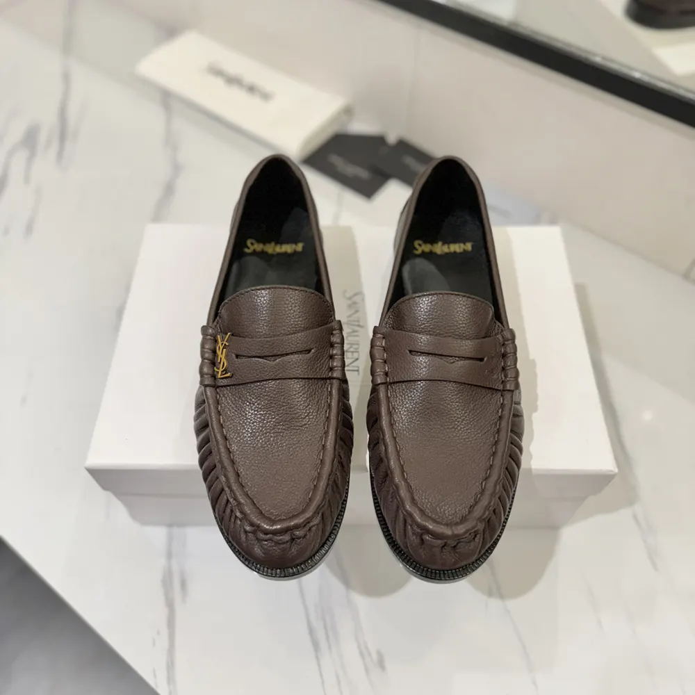 Saint Laurent YSL Unisex Le Loafer Supple in Matte Leather 3947125VA