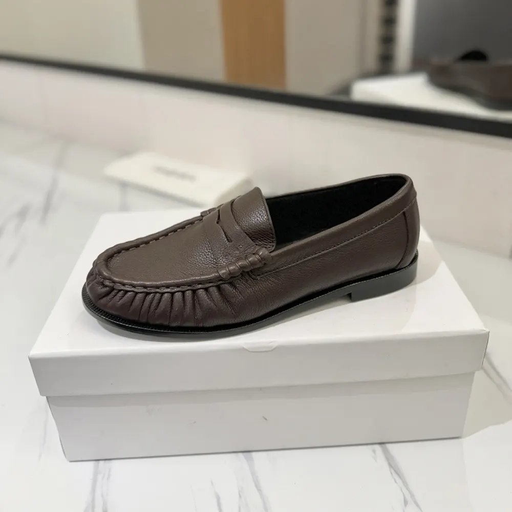 Saint Laurent YSL Unisex Le Loafer Supple in Matte Leather 3947125VA