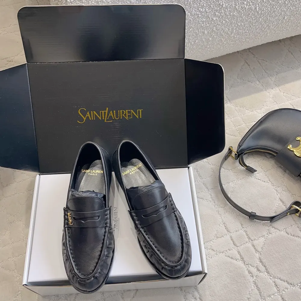 Saint Laurent YSL Unisex Le Loafer Supple in Matte Leather-Black 83947125VA