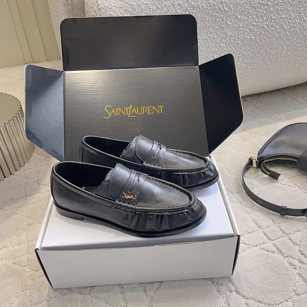 Saint Laurent YSL Unisex Le Loafer Supple in Matte Leather-Black 83947125VA