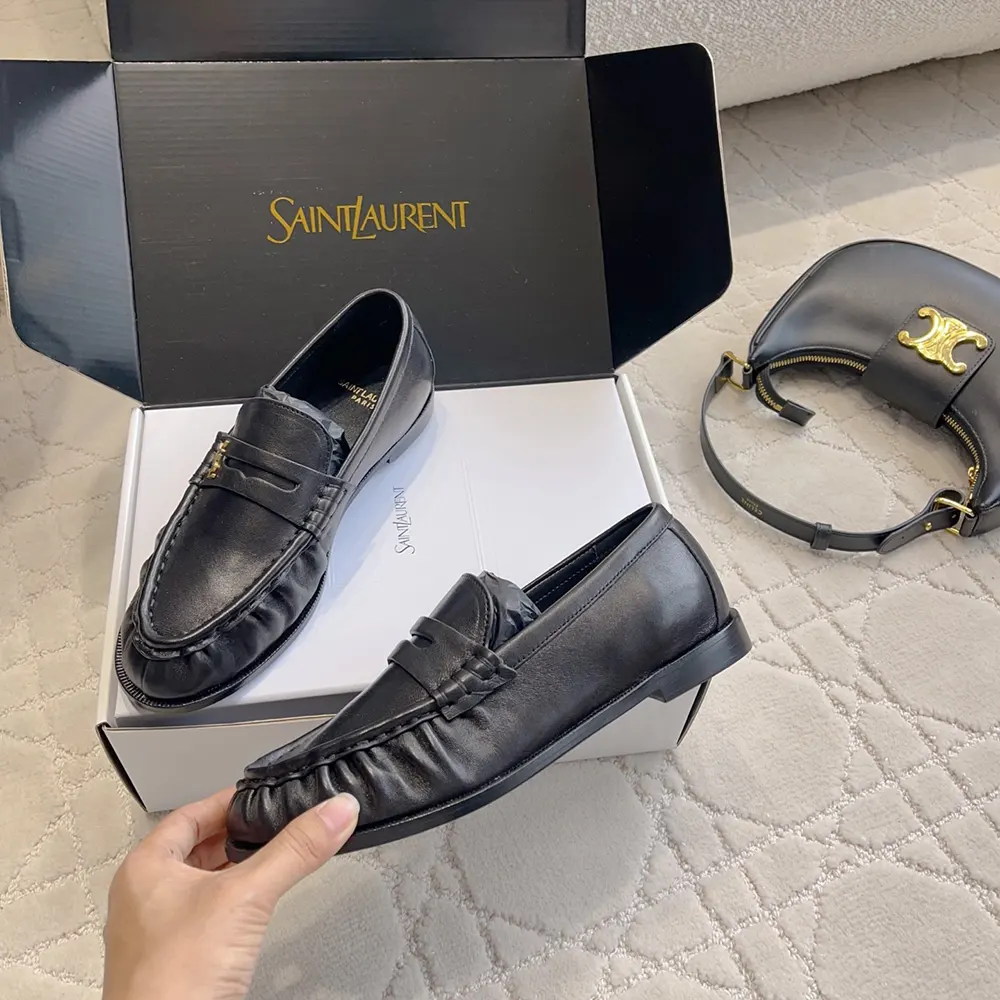 Saint Laurent YSL Unisex Le Loafer Supple in Matte Leather-Black 83947125VA