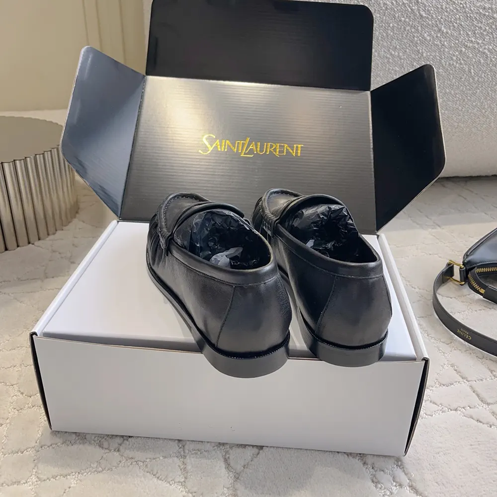 Saint Laurent YSL Unisex Le Loafer Supple in Matte Leather-Black 83947125VA