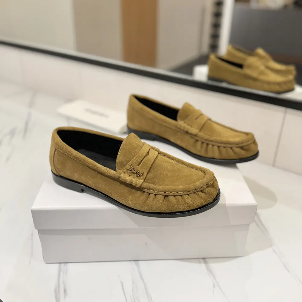 Le Loafer Supple in Suede-Brown